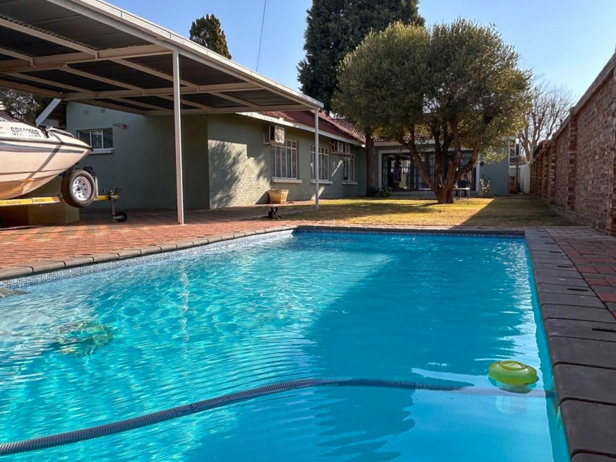 3 Bedroom Property for Sale in Potchefstroom North West